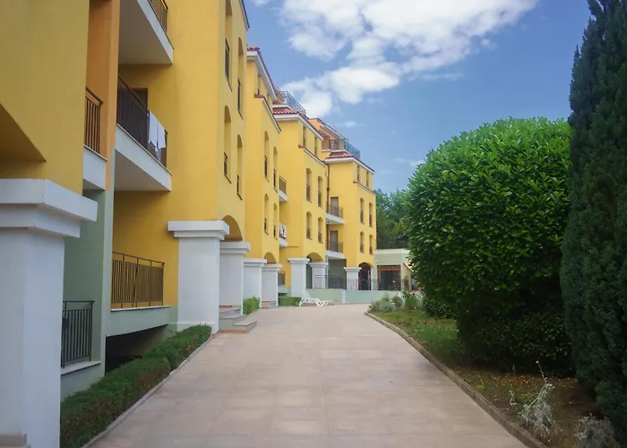 Serena Residence Aparthotel